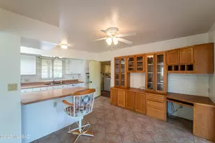 432 E Los Rincones, Green Valley, AZ 85614 - Photo 16