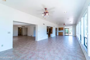 432 E Los Rincones, Green Valley, AZ 85614 - Photo 12