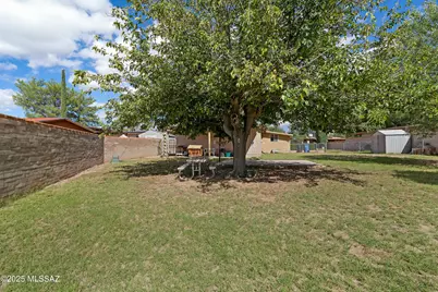 522 E Calle Nacozari, Nogales, AZ 85621 - Photo 20
