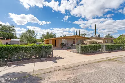 522 E Calle Nacozari, Nogales, AZ 85621 - Photo 2