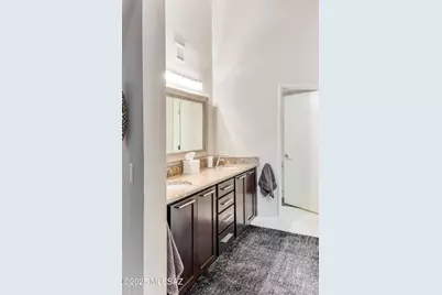 8335 N Lee Trevino Ci Drive, Tucson, AZ 85742 - Photo 16