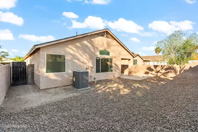 8806 E Mountain Spring Drive, Tucson, AZ 85747 - Photo 28