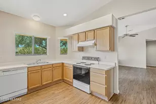 819 W Welcome Way, Green Valley, AZ 85614 - Photo 18