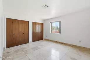 1225 N Abrego Dr, Green Valley, AZ 85614 - Photo 30