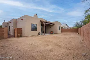 1096 Vista De Los Alamos, Rio Rico, AZ 85648 - Photo 28