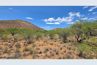 15555 E Hillton Ranch Road, Vail, AZ 85641 - Photo 10