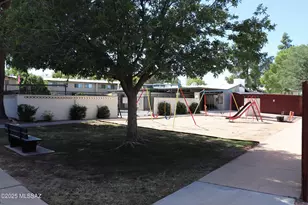 1318 S Avenida Polar, Tucson, AZ 85710 - Photo 2