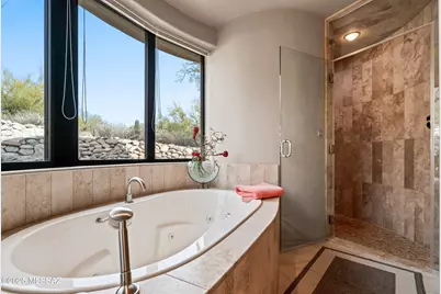 1327 E Desert Garden Drive, Tucson, AZ 85718 - Photo 20