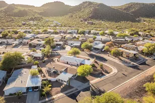 9011 N Valgrind Ln, Tucson, AZ 85743 - Photo 48