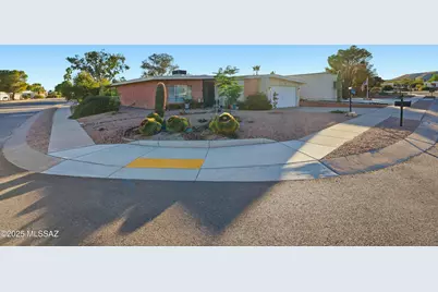 425 W San Ignacio, Green Valley, AZ 85614 - Photo 1