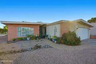 425 W San Ignacio, Green Valley, AZ 85614 - Photo 6