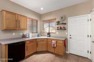 467 W Calle Moncayo, Sahuarita, AZ 85629 - Photo 8