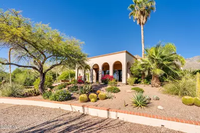 5305 E Gleneagles Drive, Tucson, AZ 85718 - Photo 2