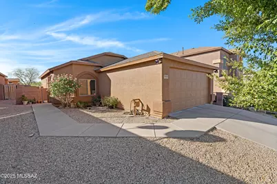 2464 E Camino Malcote, Tucson, AZ 85706 - Photo 2