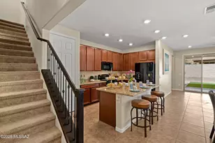 902 W Calle Tipoy, Sahuarita, AZ 85629 - Photo 8