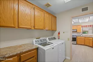 14006 N Green Tree Dr, Oro Valley, AZ 85755 - Photo 16