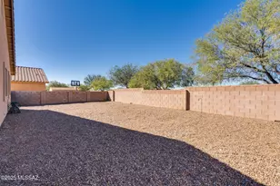 11182 W Mogollon Rim Dr, Marana, AZ 85658 - Photo 22