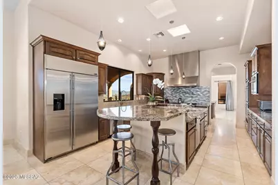 260 N Resort Hills Place, Tucson, AZ 85745 - Photo 10