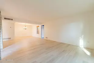 7227 E Camino Valle Verde, Tucson, AZ 85715 - Photo 8