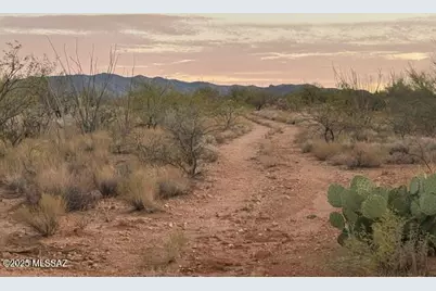 13839 S Justice Avenue, Tucson, AZ 85736 - Photo 2