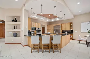 6882 E Desert Wind Ct, Tucson, AZ 85750 - Photo 14