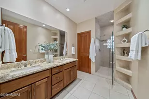 6882 E Desert Wind Ct, Tucson, AZ 85750 - Photo 38