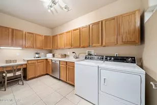 6882 E Desert Wind Ct, Tucson, AZ 85750 - Photo 40