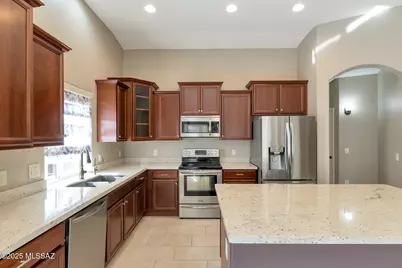 8881 W Irongate Road, Marana, AZ 85653 - Photo 2