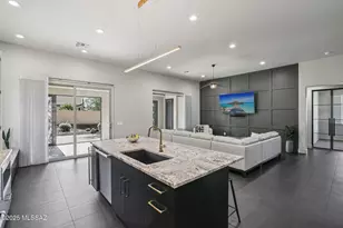 60047 E Arroyo Vista Dr, Oracle, AZ 85623 - Photo 18