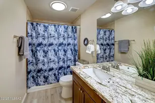 10527 N Camino Rosas Nuevas, Oro Valley, AZ 85737 - Photo 18