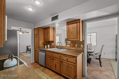 735 S La Huerta, Green Valley, AZ 85614 - Photo 20