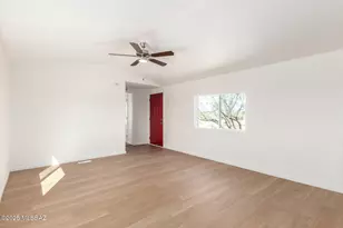 8859 S Taylor Ln, Tucson, AZ 85736 - Photo 4