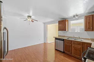 1453 W Roger Rd, Tucson, AZ 85705 - Photo 12