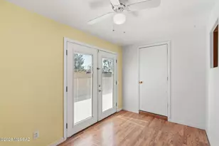 1453 W Roger Rd, Tucson, AZ 85705 - Photo 2