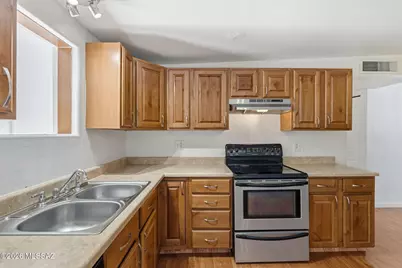 1453 W Roger Road, Tucson, AZ 85705 - Photo 14