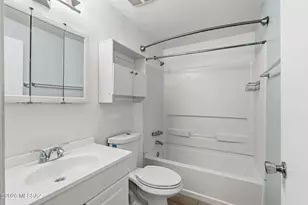 1453 W Roger Rd, Tucson, AZ 85705 - Photo 26