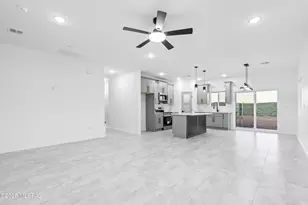 1866 Circulo Bulgaro, Rio Rico, AZ 85648 - Photo 8