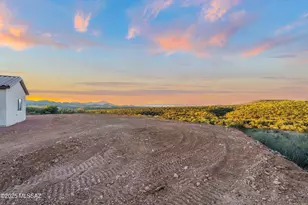1866 Circulo Bulgaro, Rio Rico, AZ 85648 - Photo 32
