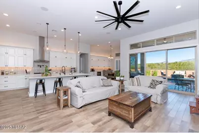 13480 N Cape Marigold Drive, Oro Valley, AZ 85755 - Photo 2
