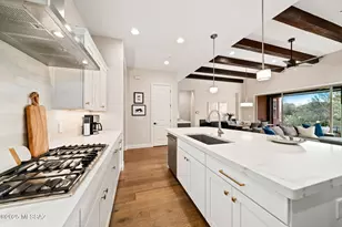 14374 N Mickelson Cyn Ct, Oro Valley, AZ 85755 - Photo 12