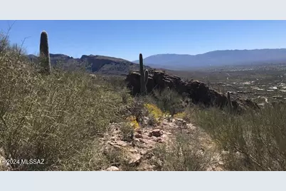 7296 E Stone Canyon Drive, Tucson, AZ 85750 - Photo 2