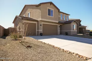 10587 W Chadwick Dr, Marana, AZ 85653 - Photo 2