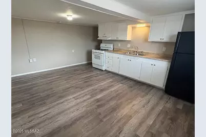 1089 W Schafer Drive, Tucson, AZ 85705 - Photo 1