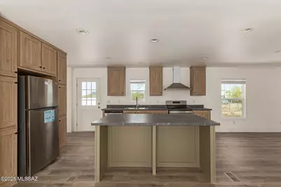 9415 S Vicki Drive, Tucson, AZ 85736 - Photo 4