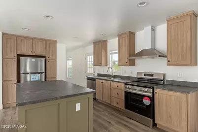 9415 S Vicki Drive, Tucson, AZ 85736 - Photo 6