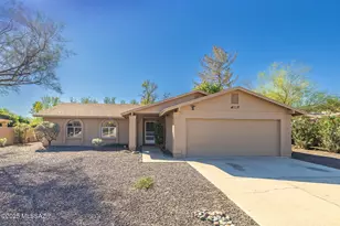 7492 E Rio Vista Cir, Tucson, AZ 85715 - Photo 2
