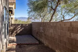 7658 E Desert Overlook Dr, Tucson, AZ 85710 - Photo 24
