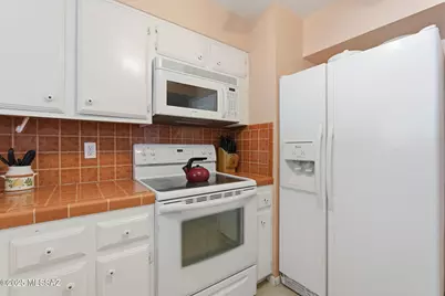 154 E Verde Vista, Green Valley, AZ 85614 - Photo 10