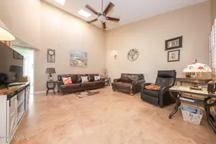 5935 E Sahuaro Ranch Dr, Tucson, AZ 85712 - Photo 4