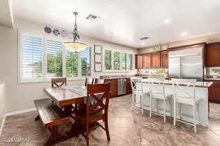 7992 W Ironwood Reserve Ct, Tucson, AZ 85743 - Photo 10